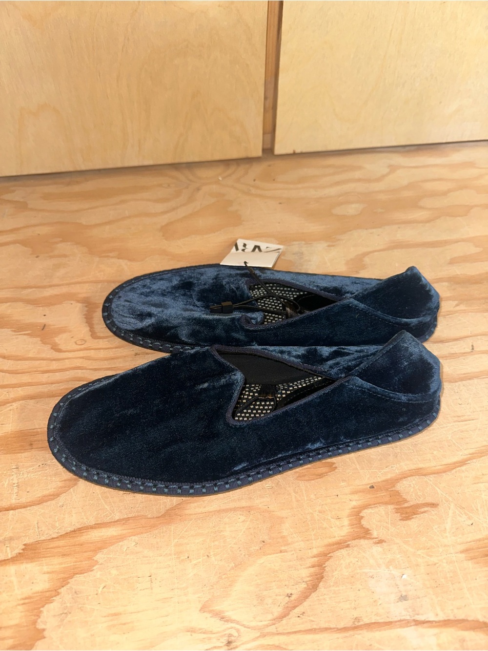 Zara Navy Velvet Slip-On Espadrilles